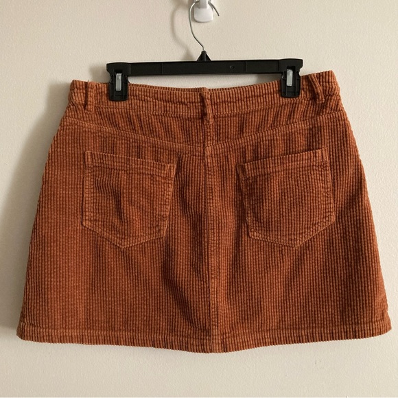 ZARA corduroy mini skirt size large - Picture 9 of 10